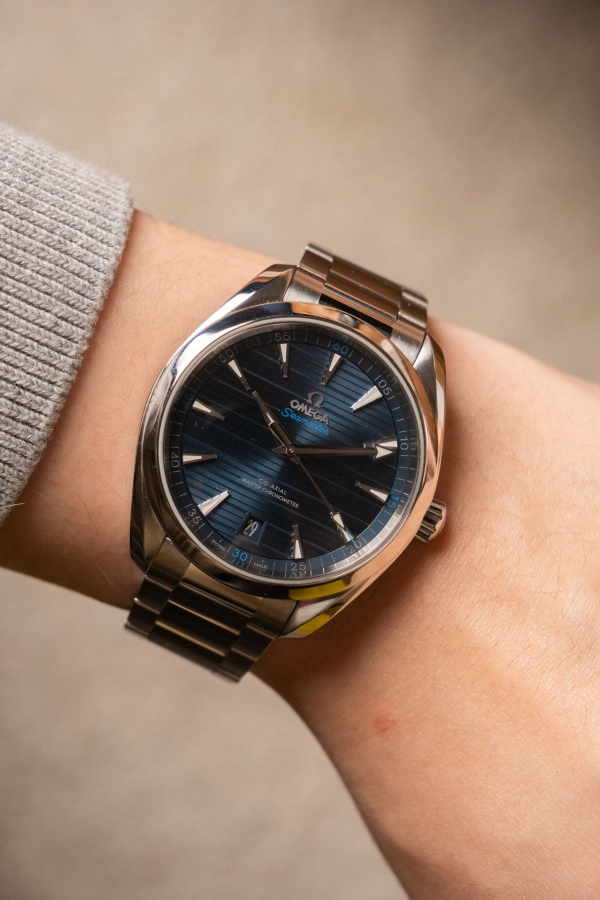2024 Omega Aqua Terra "Blue Teak" Ref. 220.10.41.21.03.001 - Wristory