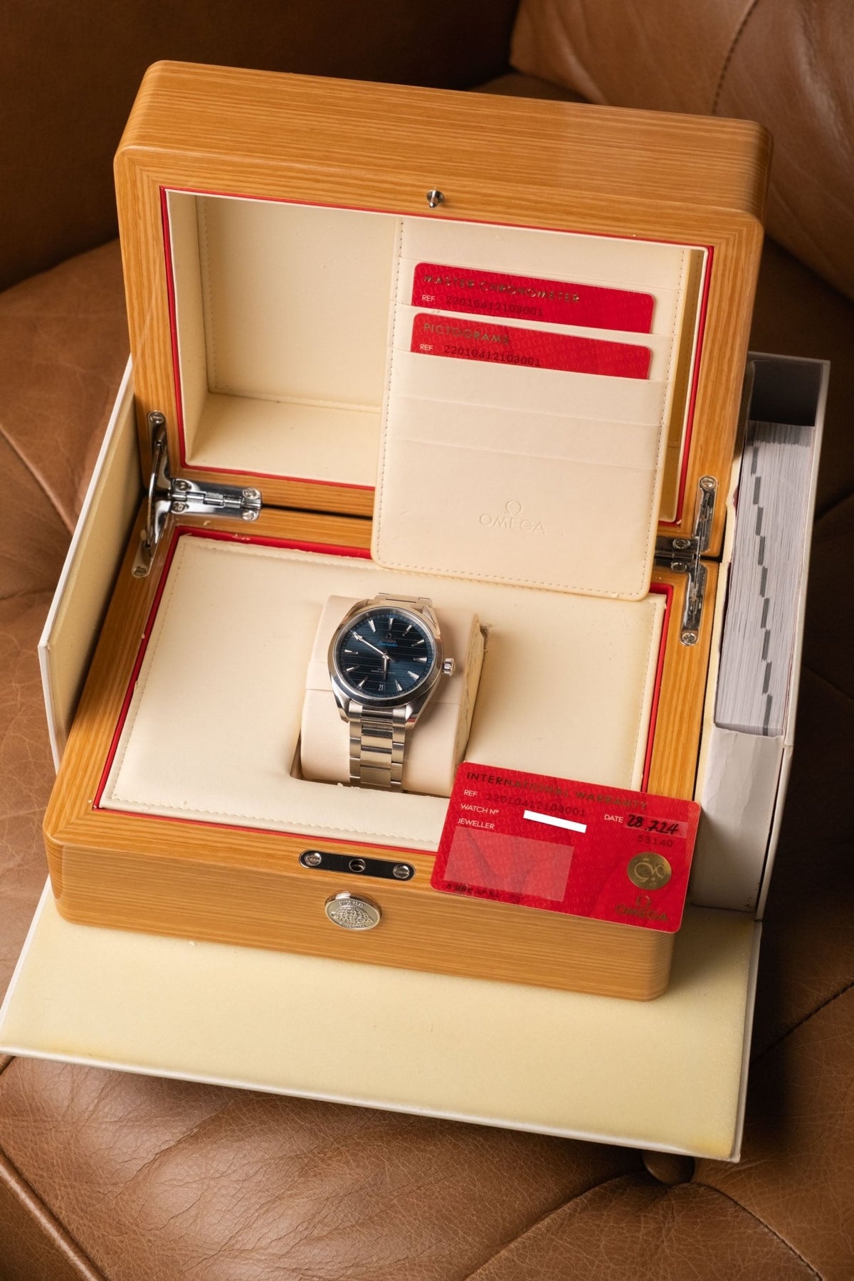2024 Omega Aqua Terra Blue Teak Ref. 220.10.41.21.03.001 - Wristory
