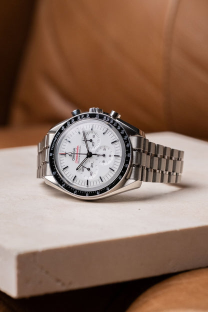 2024 Omega Speedmaster Moonwatch White Dial 310.30.42.50.04.001 - Wristory