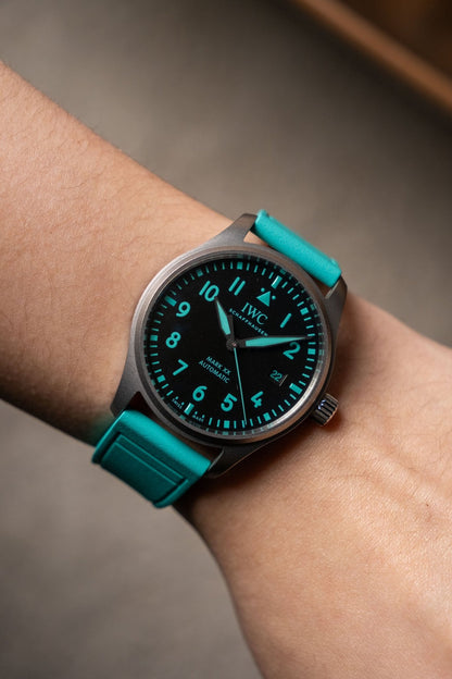 2025 IWC Schaffhausen Pilot Mark XX Mercedes-AMG PETRONAS Formula One™ Team IW3282-10 - Wristory