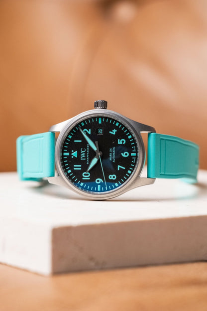 2025 IWC Schaffhausen Pilot Mark XX Mercedes-AMG PETRONAS Formula One™ Team IW3282-10 - Wristory