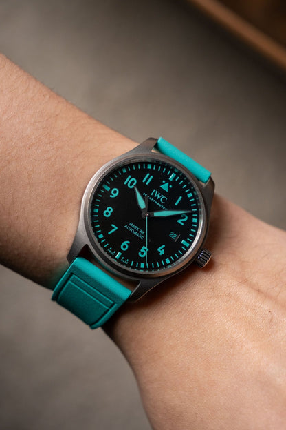 2025 IWC Schaffhausen Pilot Mark XX Mercedes-AMG PETRONAS Formula One™ Team IW3282-10 - Wristory