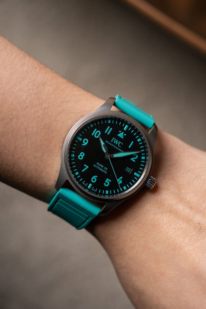 2025 IWC Schaffhausen Pilot Mark XX Mercedes-AMG PETRONAS Formula One™ Team IW3282-10 - Wristory