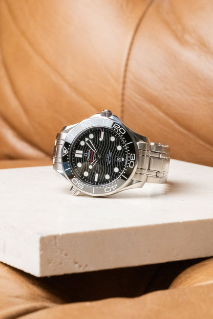 2025 Omega Seamaster Diver 300M 210.30.42.20.01.001 - Wristory