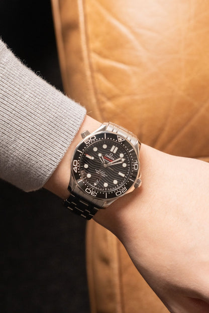 2025 Omega Seamaster Diver 300M 210.30.42.20.01.001 - Wristory