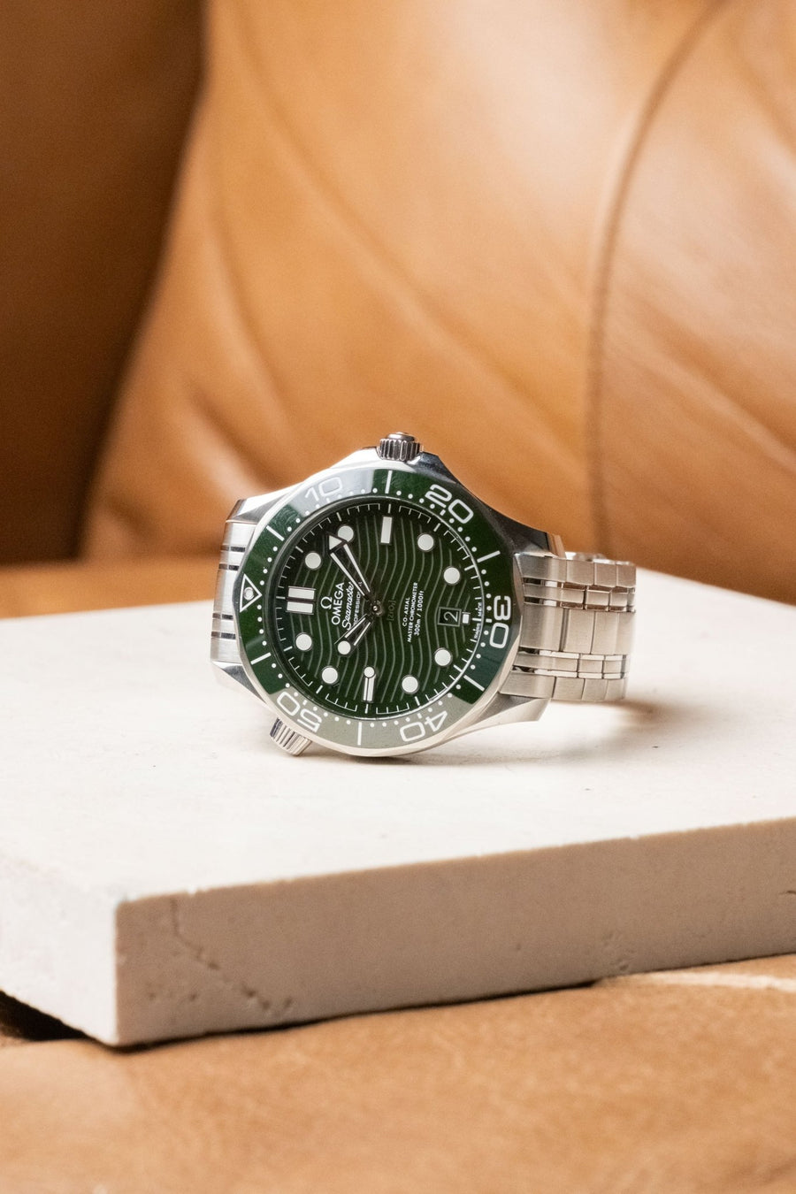 2025 Omega Seamaster Diver 300M 210.30.42.20.10.001 with Omega Rubber Strap - Wristory