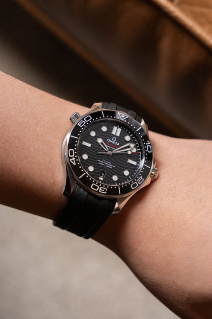 2025 OMEGA Seamaster Diver 300M Black Wave Dial on Rubber Ref 210.32.42.20.01.001 - Wristory