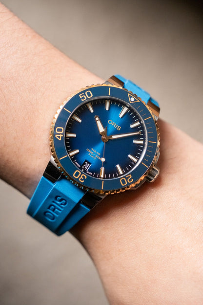 2025 Oris Aquis Date Calibre 400 - Wristory