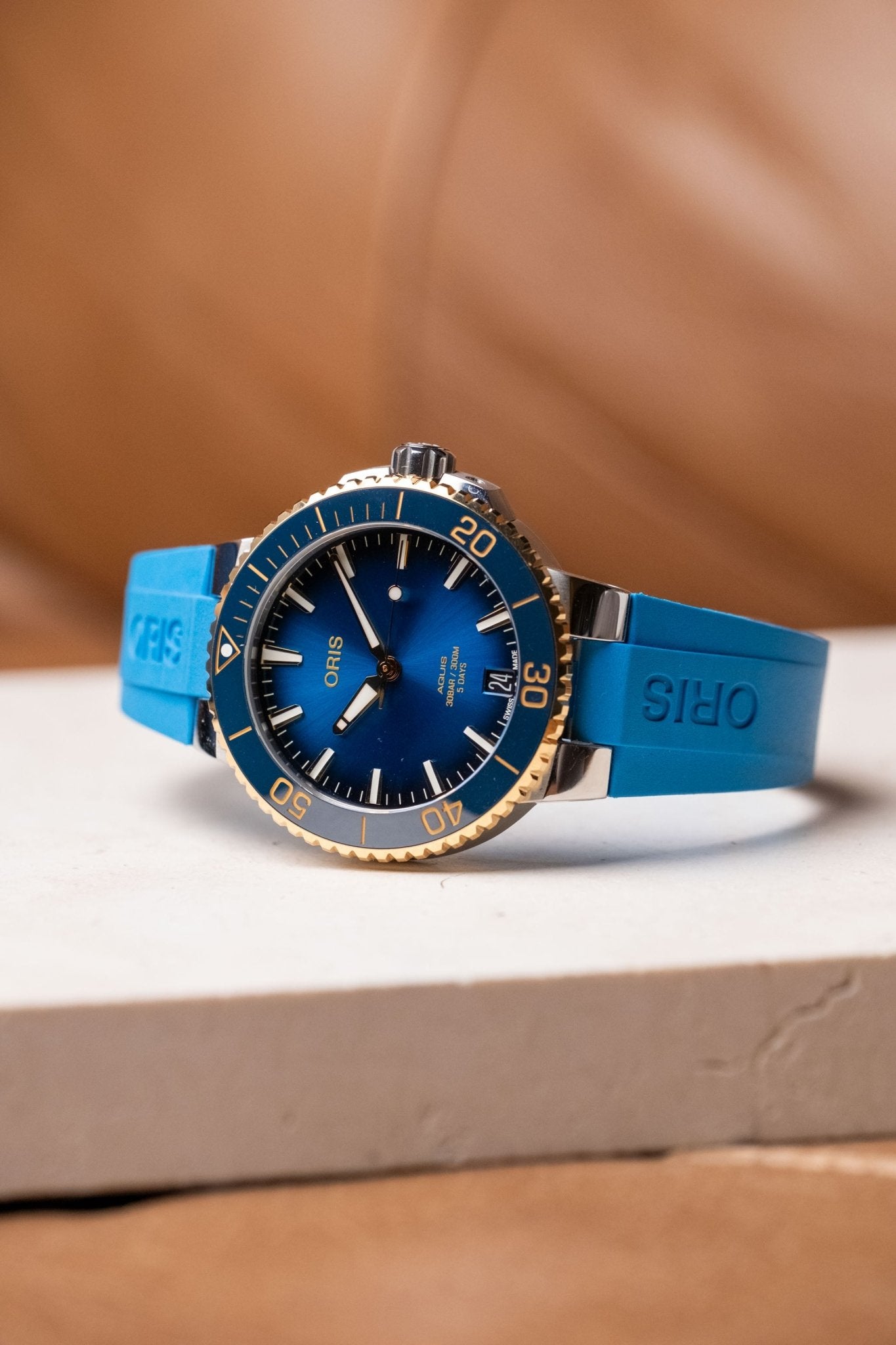 2025 Oris Aquis Date Calibre 400 - Wristory