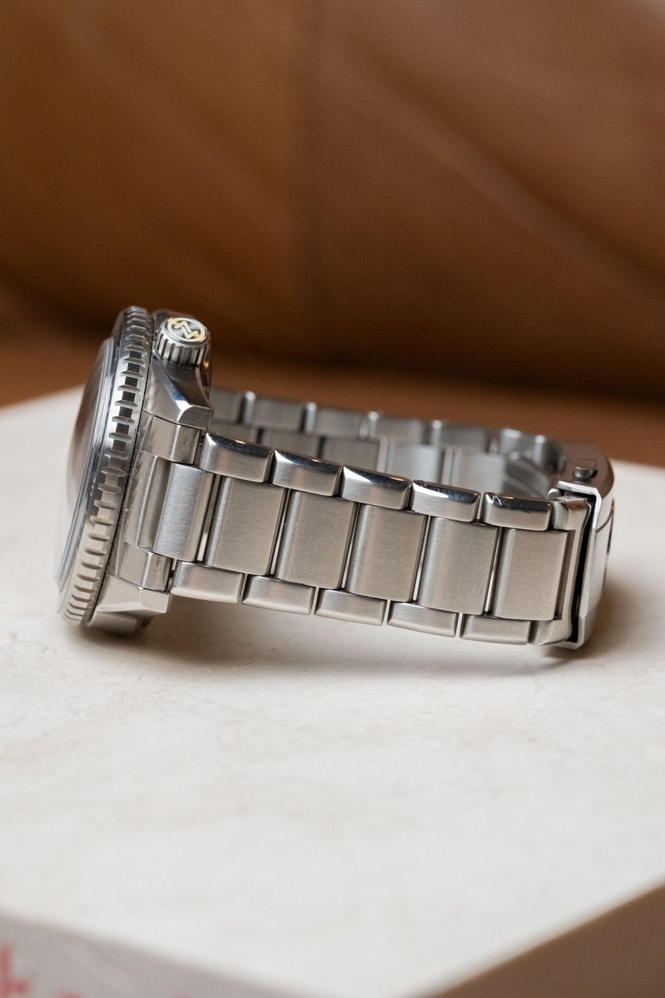 2025 Zelos Mako 300M Falcon Eye Details