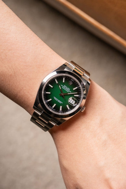 2026 Rolex Datejust 41 Smooth Oyster Green Ombre Ref. 126300 - Wristory