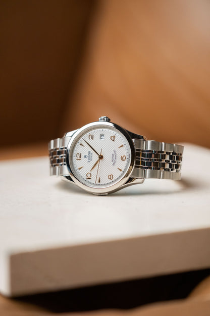 2026 Tudor 1926 White and Gold Dial Ref. 91450 — photo 7
