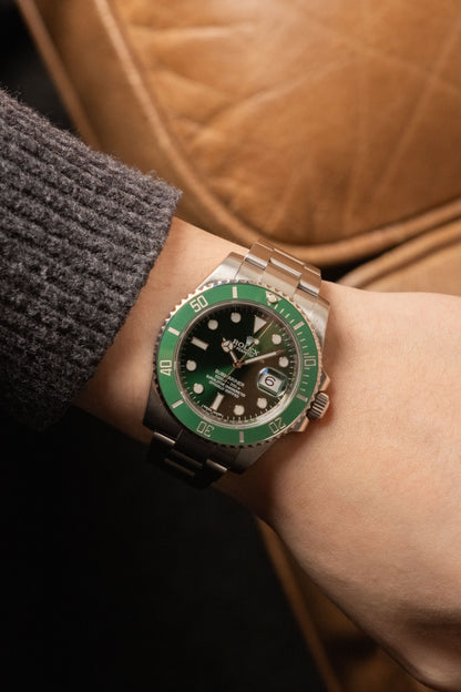 2013 Rolex Submariner Date Hulk Ref. 116610LV — photo 6