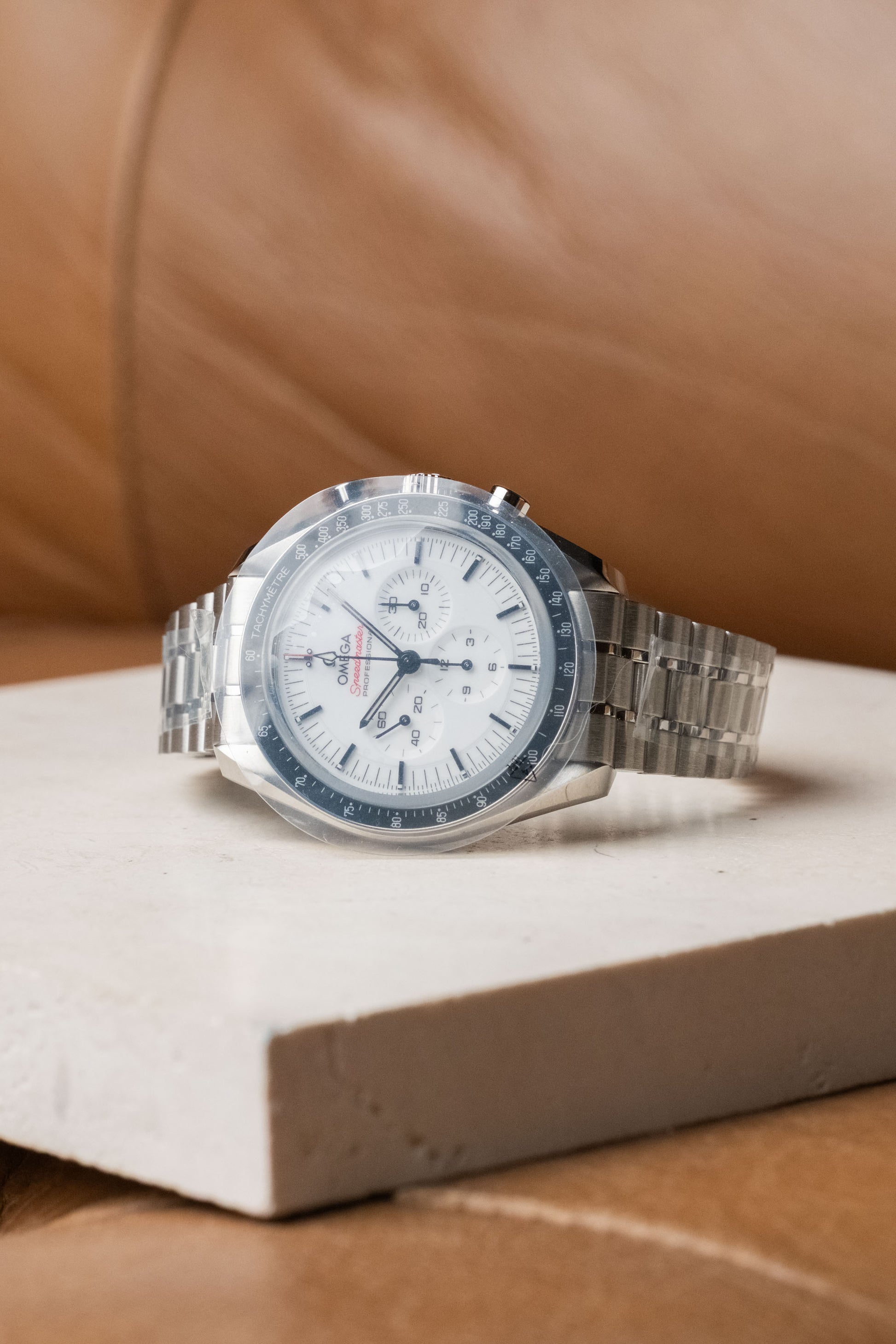 2025 Omega Speedmaster Moonwatch 310.30.42.50.04.001 — photo 1