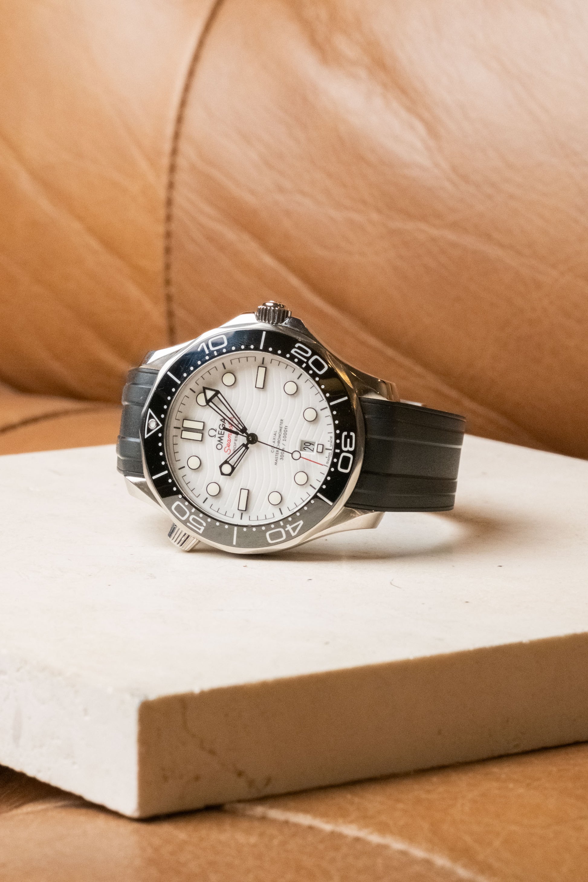2020 Omega Seamaster Diver 300M 210.32.42.20.04.001 — photo 1