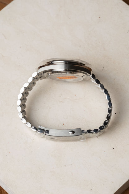 2025 Omega Speedmaster Moonwatch 310.30.42.50.04.001 — photo 2