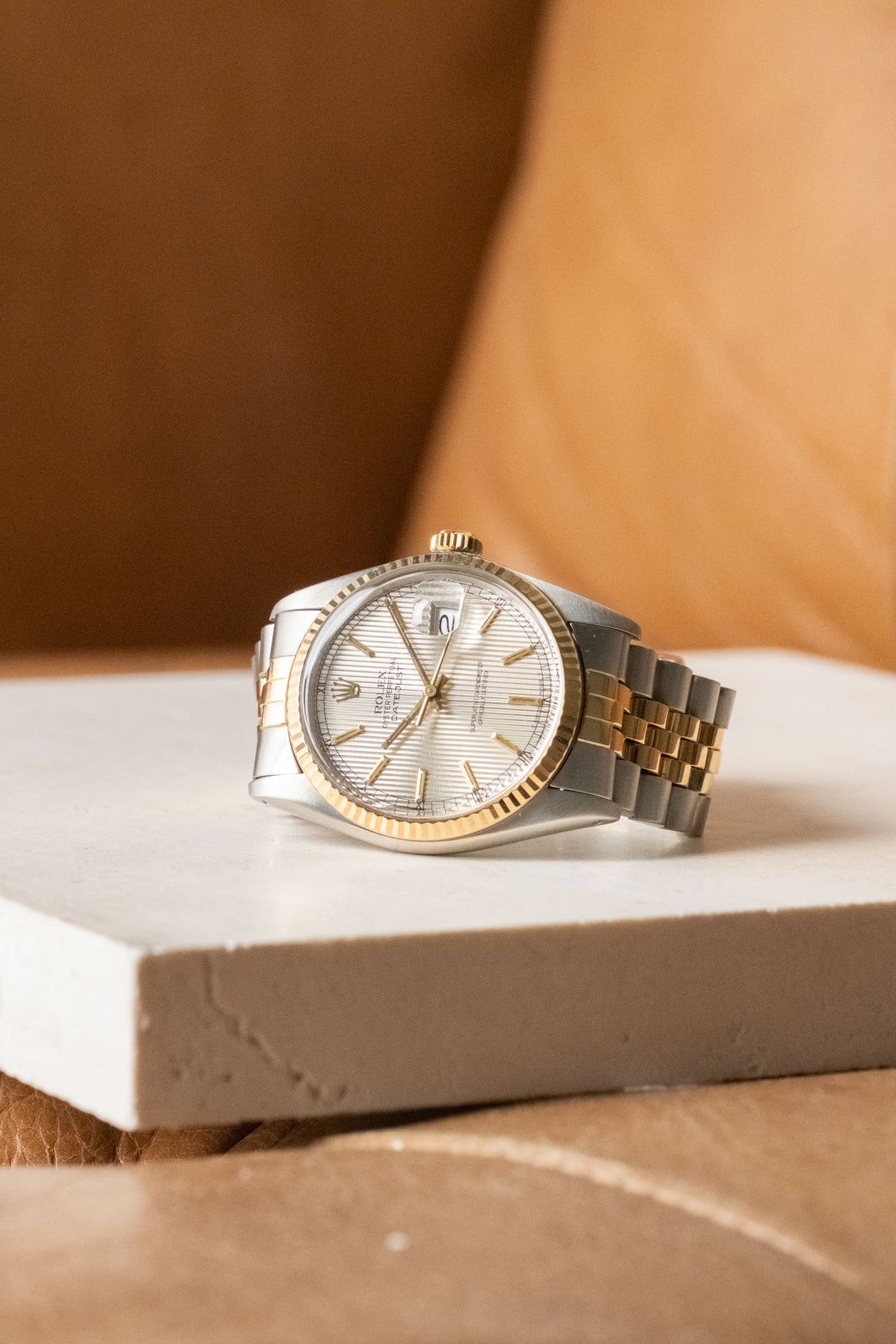 Circa 1984 Rolex Datejust 36 Silver Tapestry Dial 16013 — photo 2