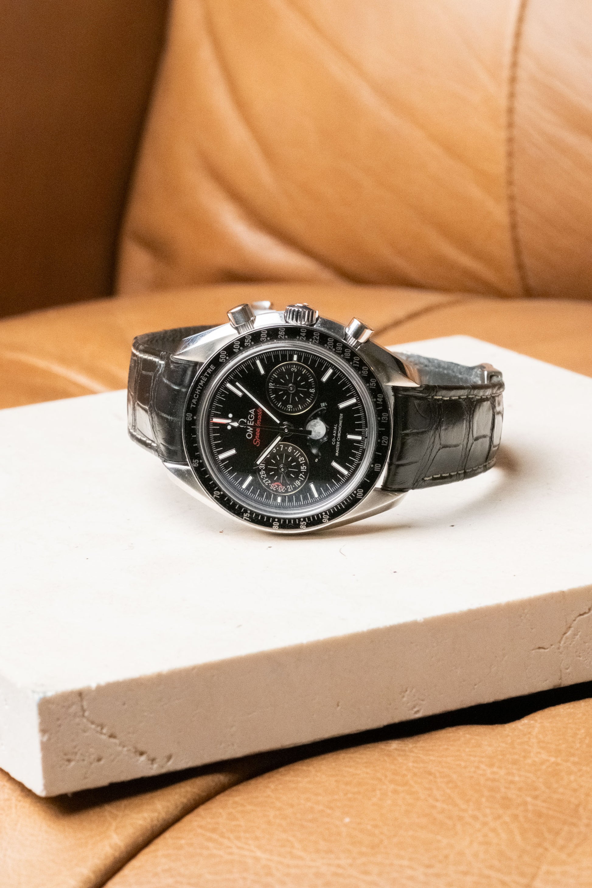 2022 Omega Speedmaster Moonphase Chronograph 304.33.44.52.01.001 — photo 14