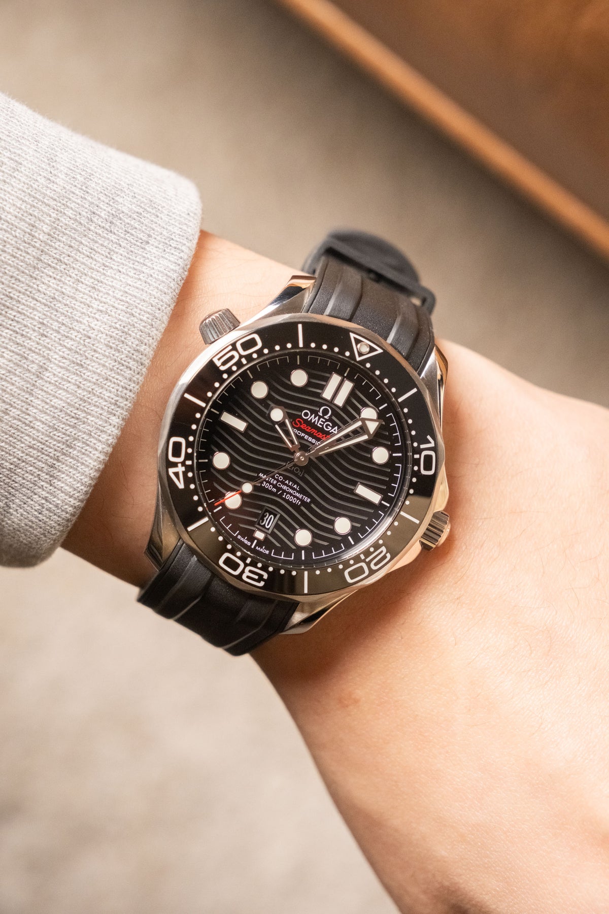 2024 Omega Seamaster Diver 300M 210.32.42.20.01.001 — photo 16