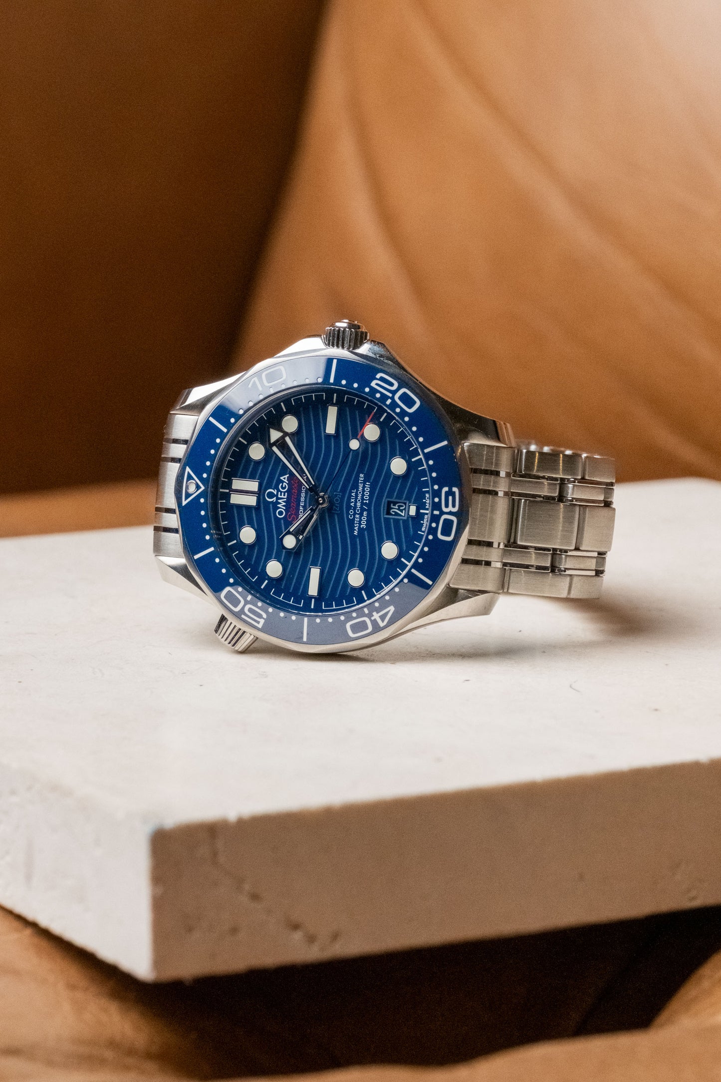 2024 Omega Seamaster Diver 300M Blue Dial Ref. 210.32.42.20.03.001 — photo 13