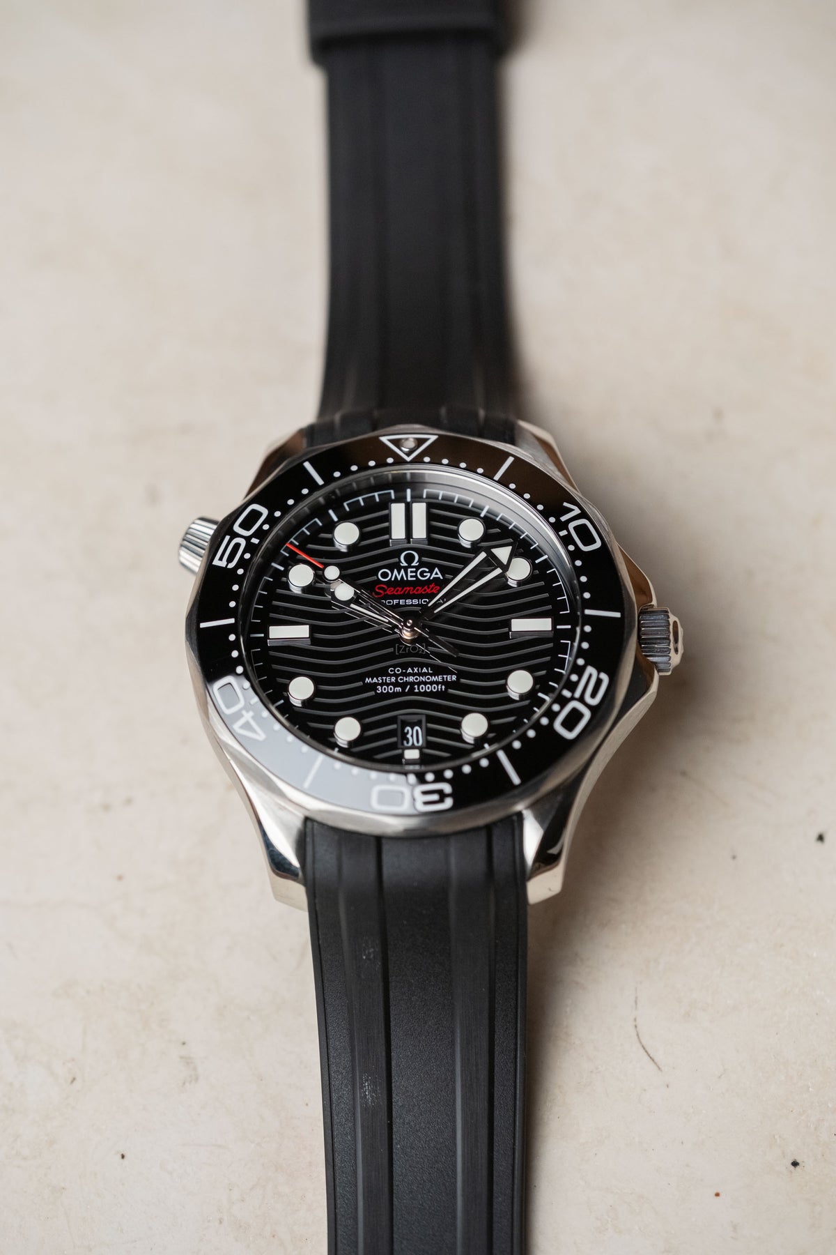 2024 Omega Seamaster Diver 300M 210.32.42.20.01.001 — photo 8