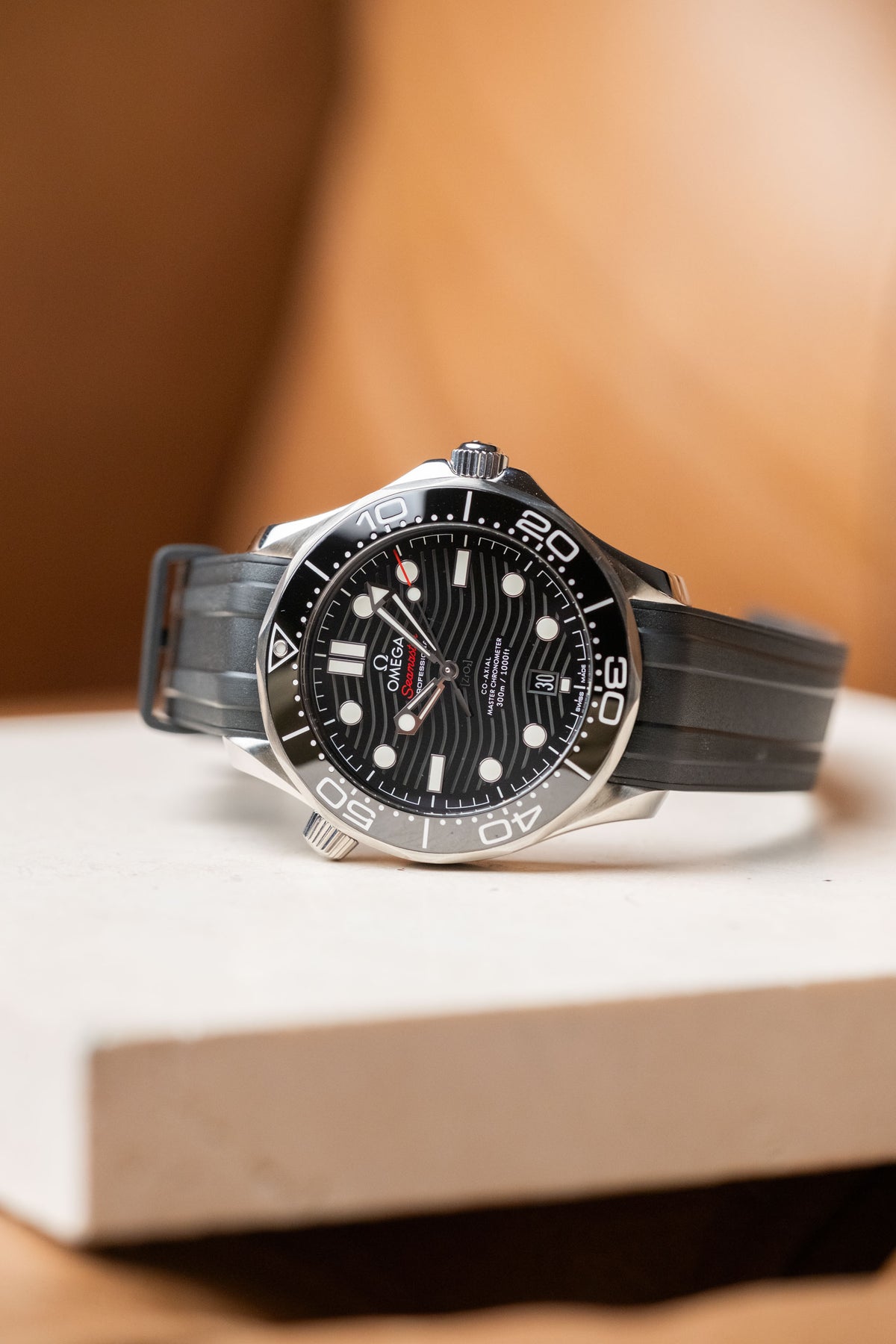 2024 Omega Seamaster Diver 300M 210.32.42.20.01.001 — photo 19