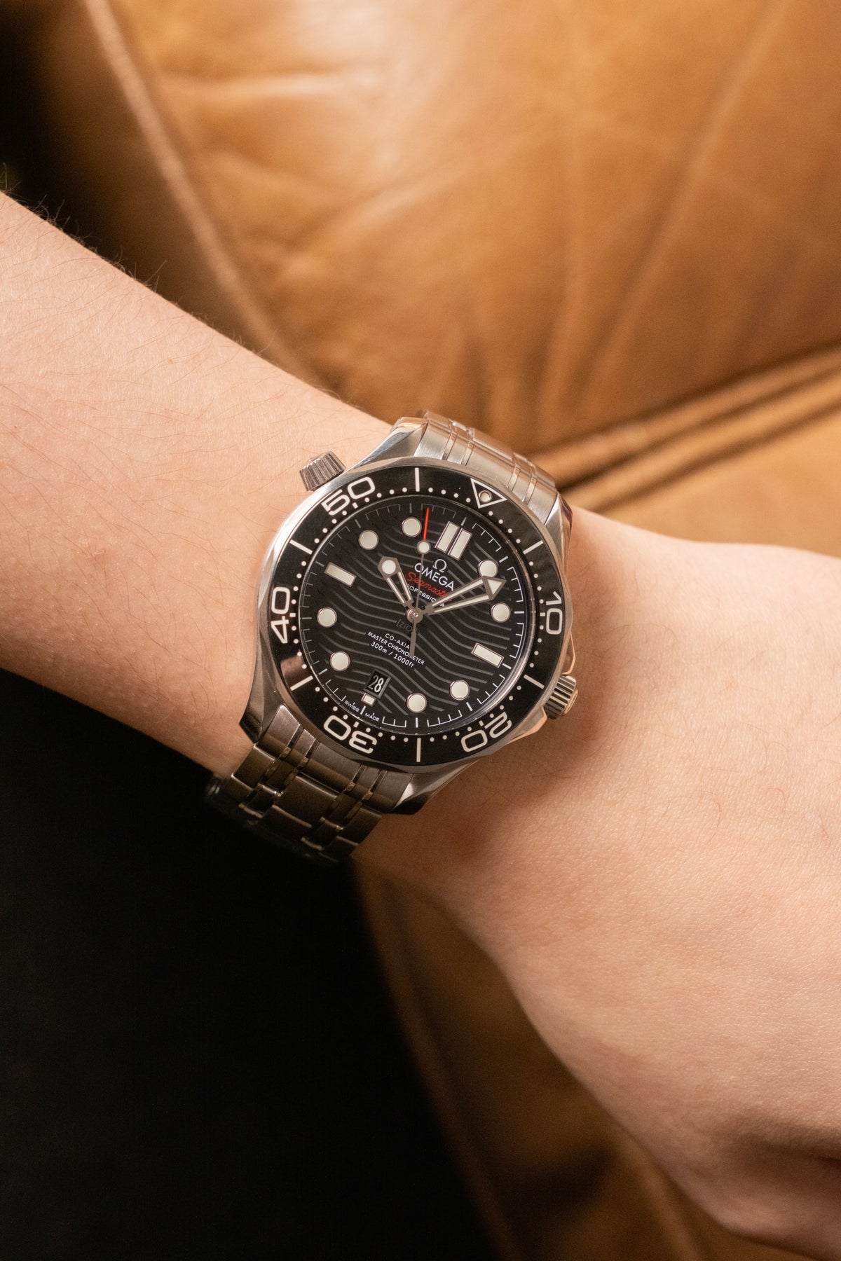 2024 Omega Seamaster Diver 300M Ref. 210.30.42.20.01.001 — photo 7