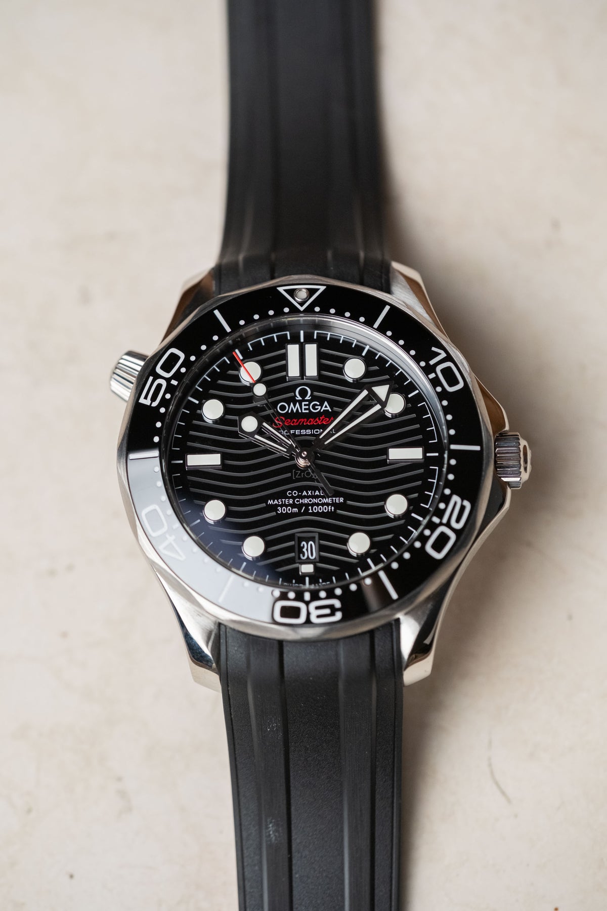 2024 Omega Seamaster Diver 300M 210.32.42.20.01.001 — photo 7