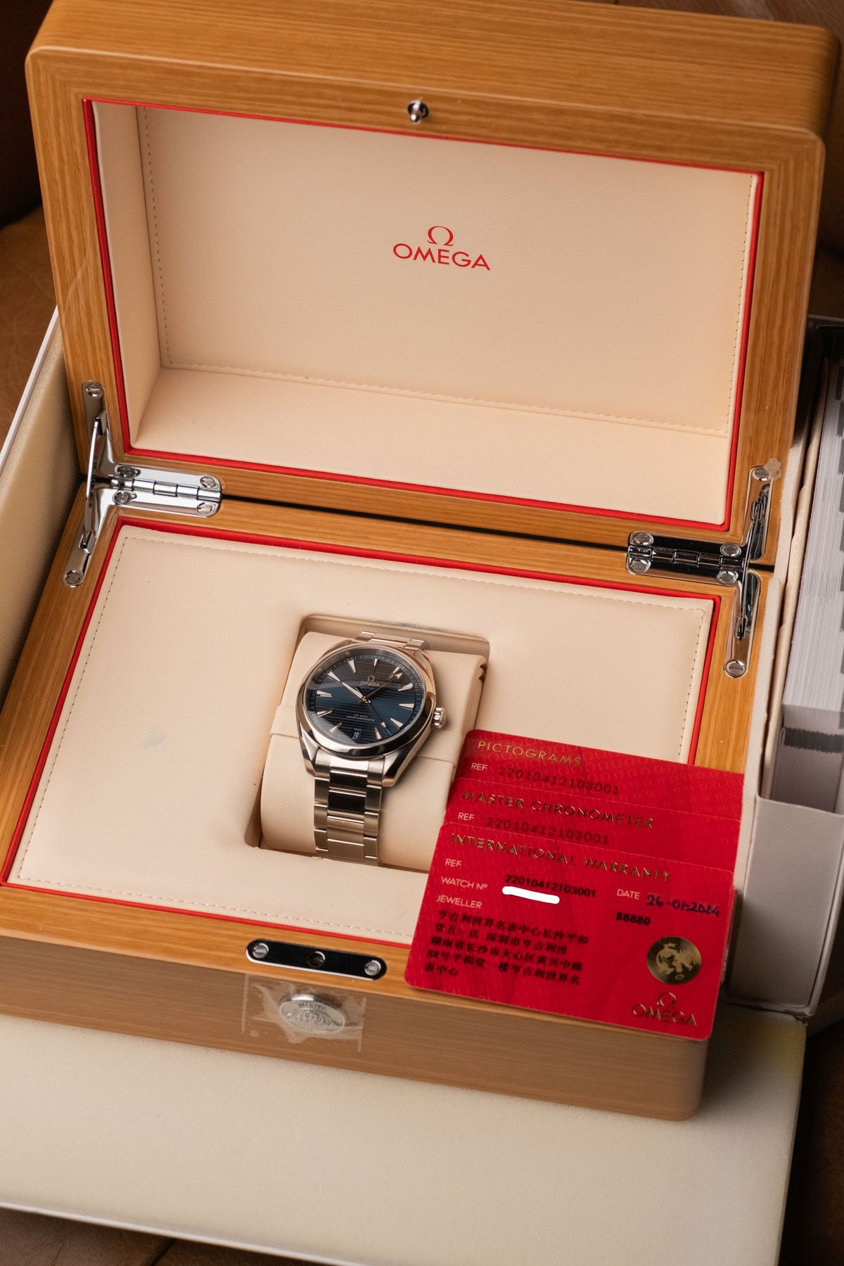 2024 Omega Aqua Terra "Blue Teak" Ref. 220.10.41.21.03.001