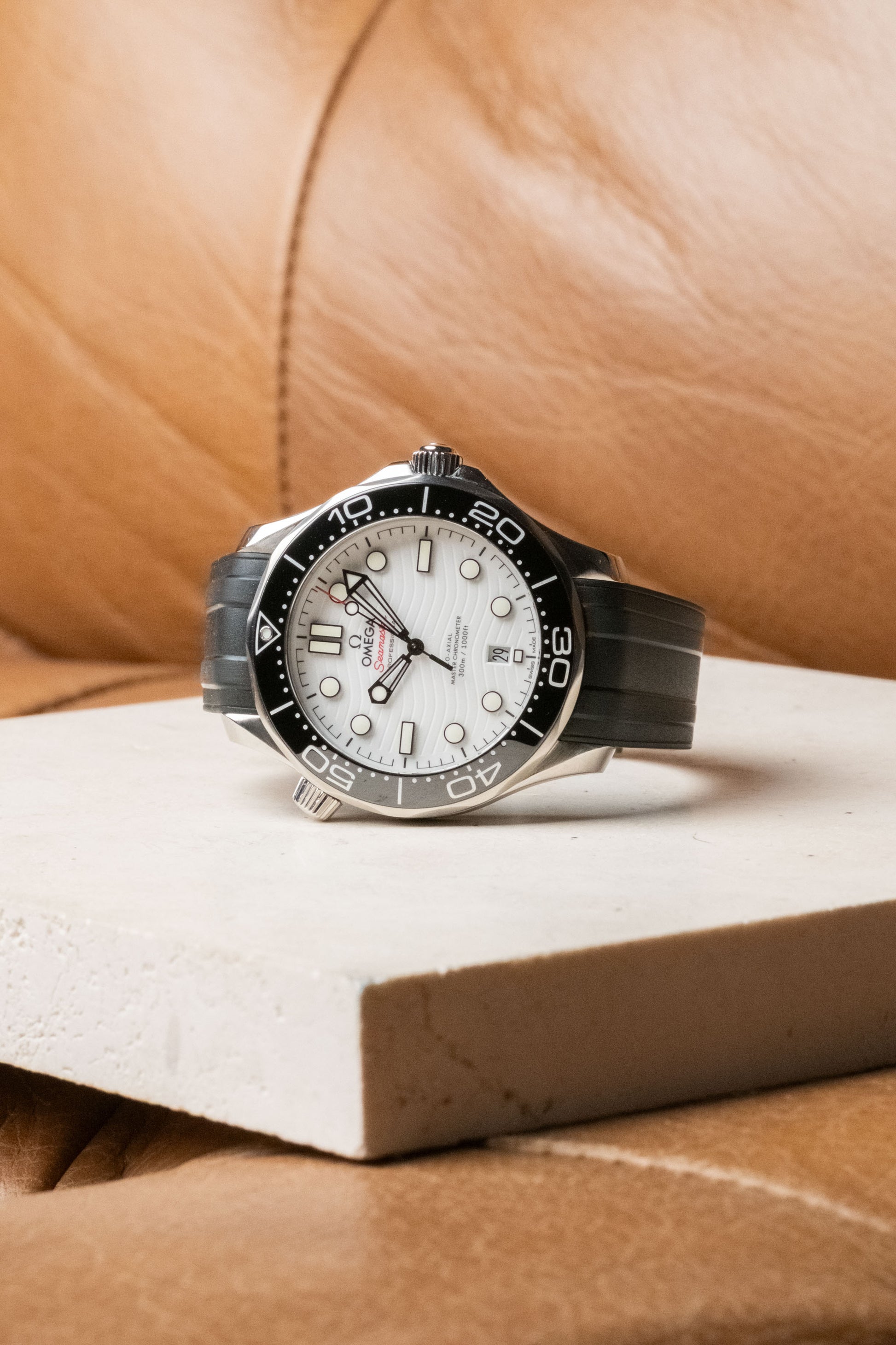 2020 Omega Seamaster Diver 300M 210.32.42.20.04.001 — photo 15