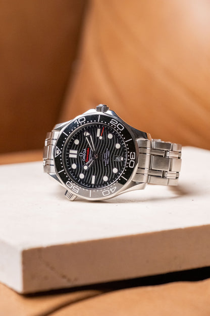 2023 Omega Seamaster Diver 300M Ref. 210.30.42.20.01.001 — photo 17