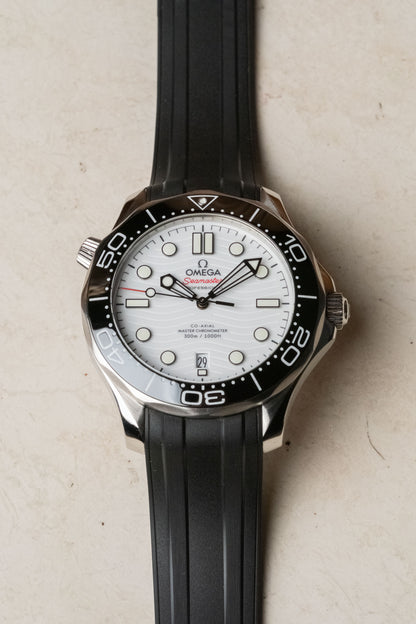2020 Omega Seamaster Diver 300M 210.32.42.20.04.001 — photo 14