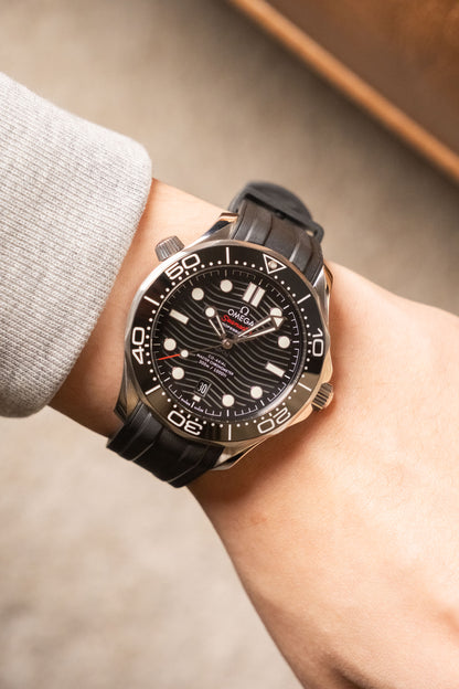 2024 Omega Seamaster Diver 300M 210.32.42.20.01.001 — photo 14