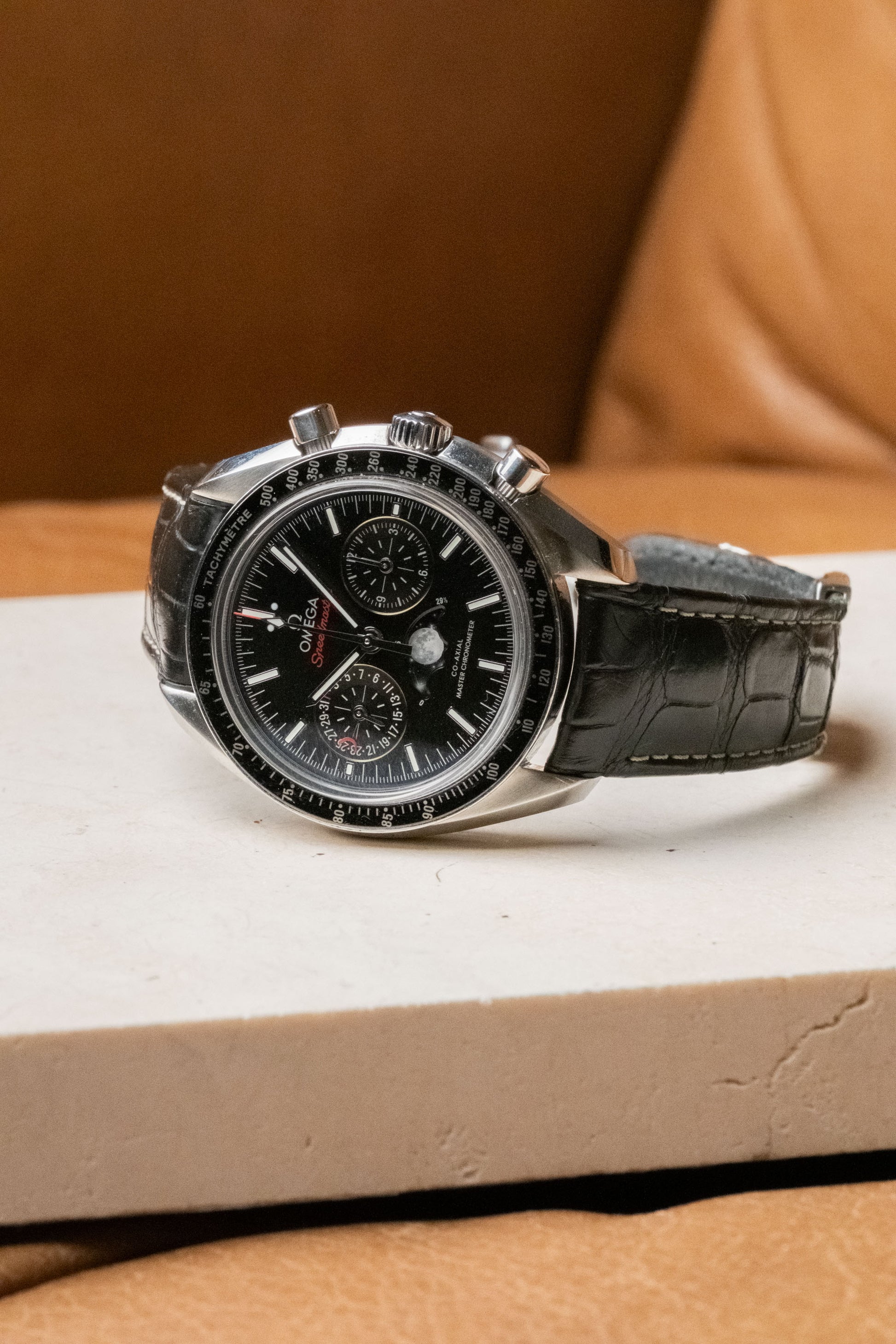 2022 Omega Speedmaster Moonphase Chronograph 304.33.44.52.01.001 — photo 15