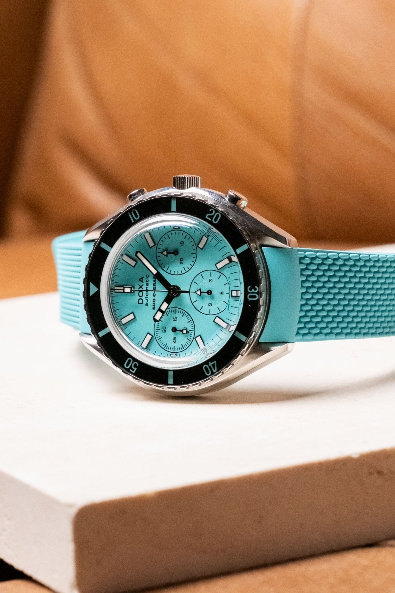 DOXA Sub 200 C-Graph Aquamarine/ Tiffany Blue Mint 45mm Full Set 798.010.241.25 dial detail close-up