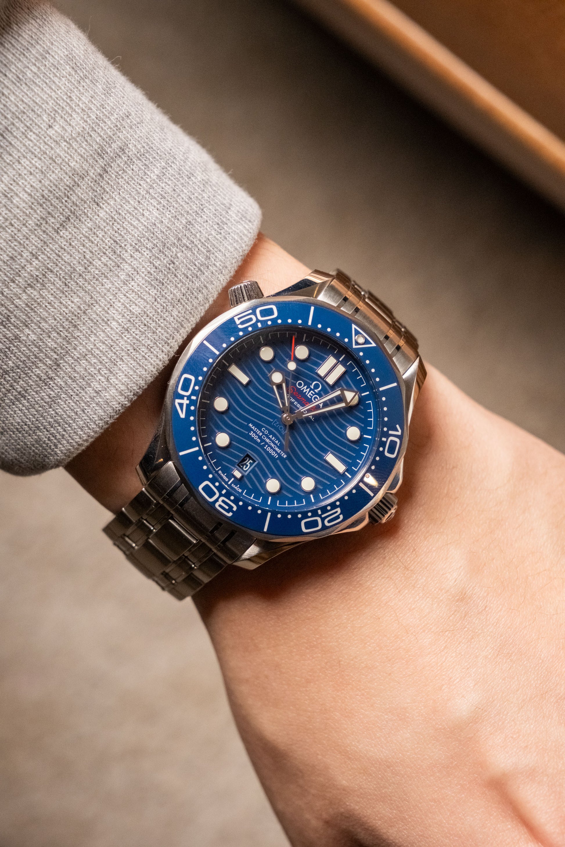 2024 Omega Seamaster Diver 300M Blue Dial Ref. 210.32.42.20.03.001 — photo 12