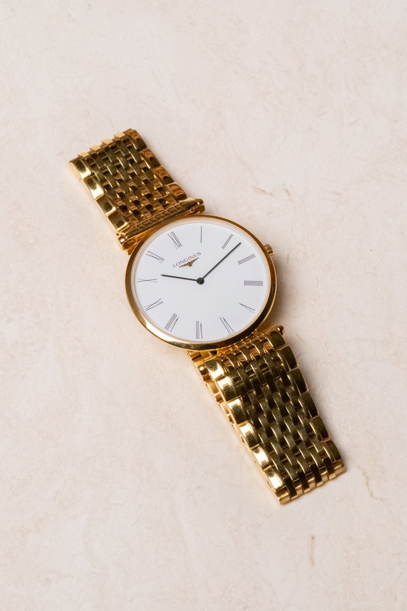 Longines La Grande Classique L4.635.2 dial detail close-up