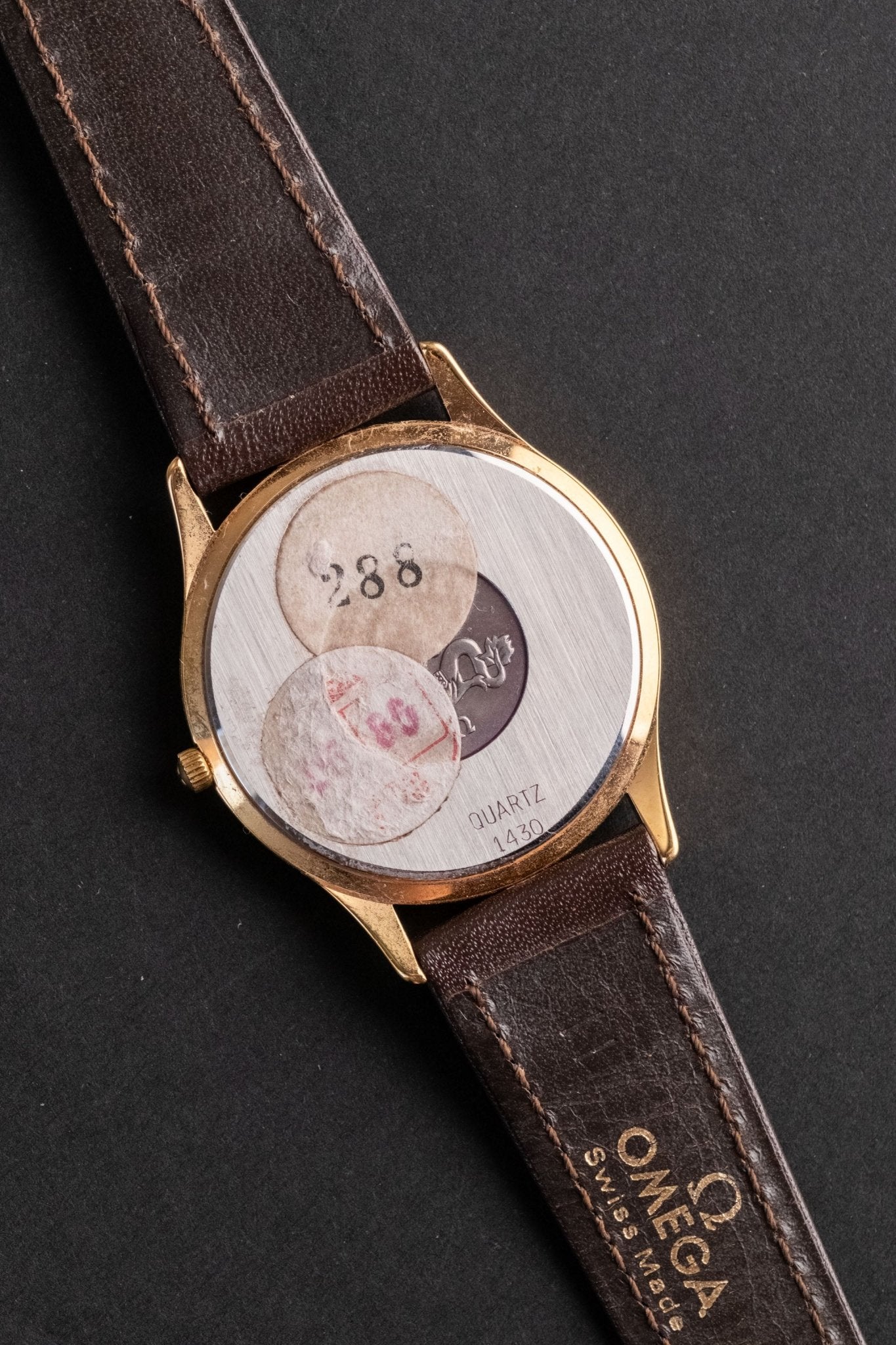1980s OMEGA Seamaster Brest Quartz Date 6178227 caseback view