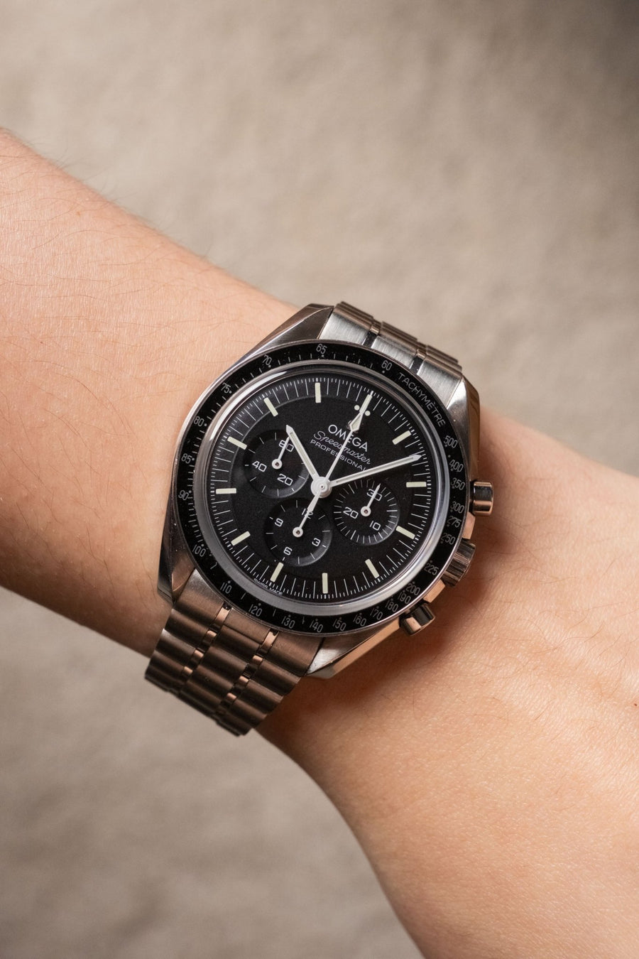 Omega Speedmaster Moonwatch 310.30.42.50.01.002 - Wristory