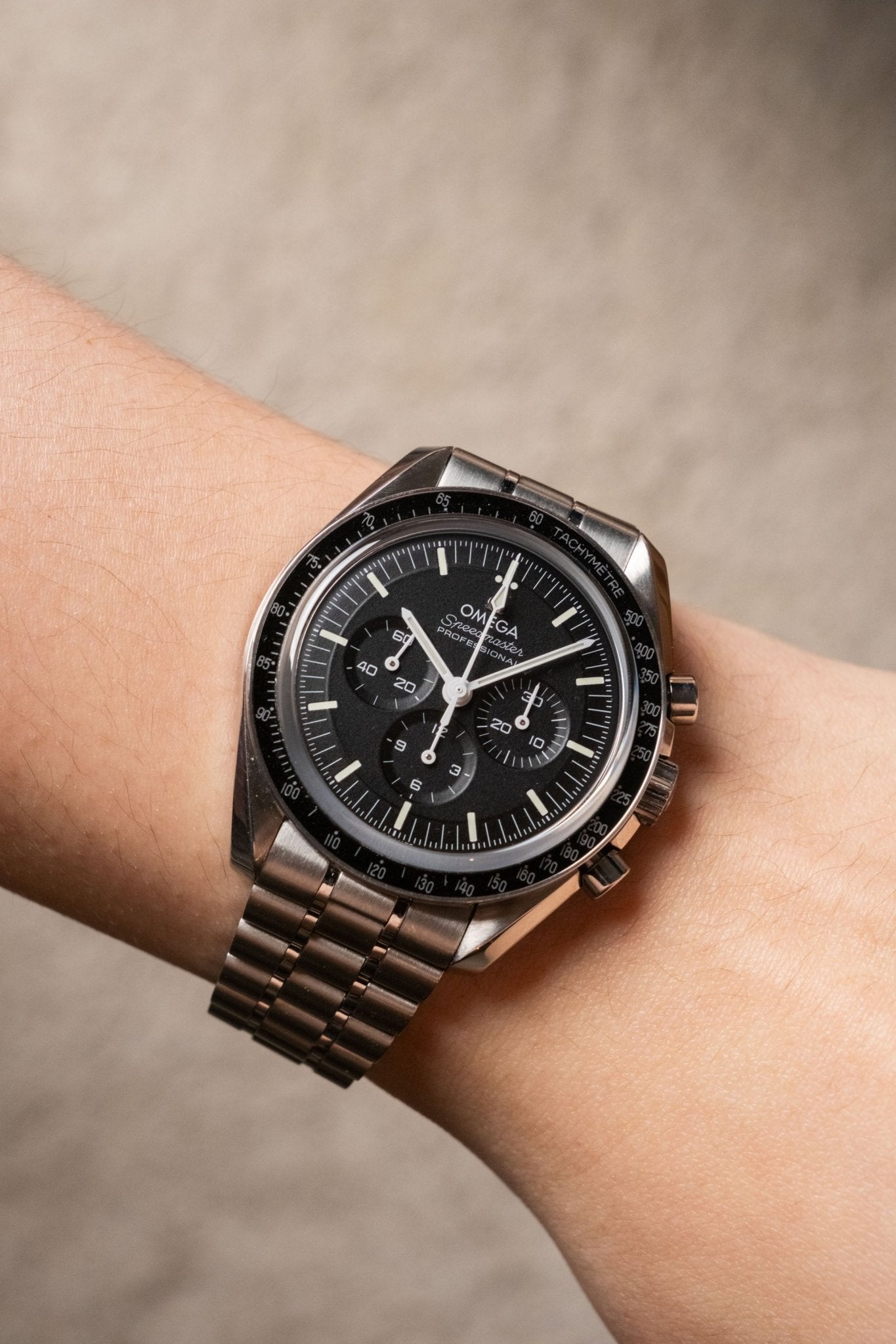 Omega Speedmaster Moonwatch 310.30.42.50.01.002 - Wristory