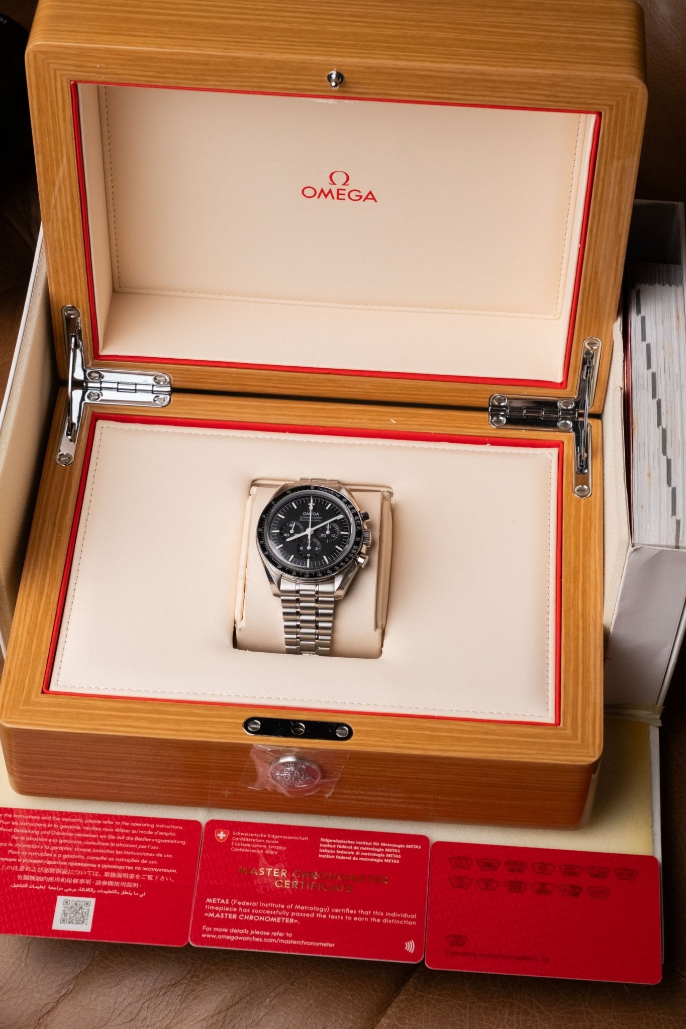 Omega Speedmaster Moonwatch 310.30.42.50.01.002 - Wristory