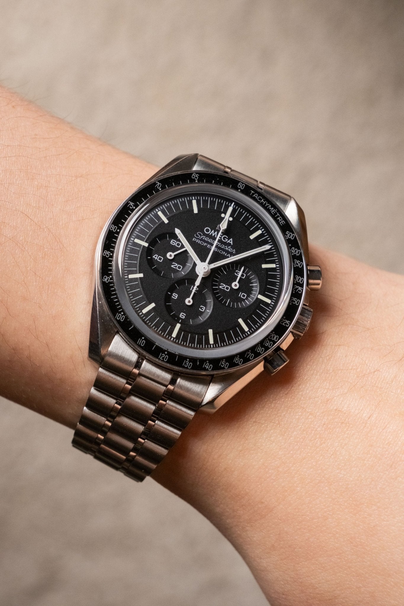 Omega Speedmaster Moonwatch 310.30.42.50.01.002 - Wristory